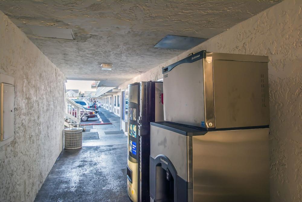 Motel 6-Eureka, Ca Redwood Coast Bagian luar foto